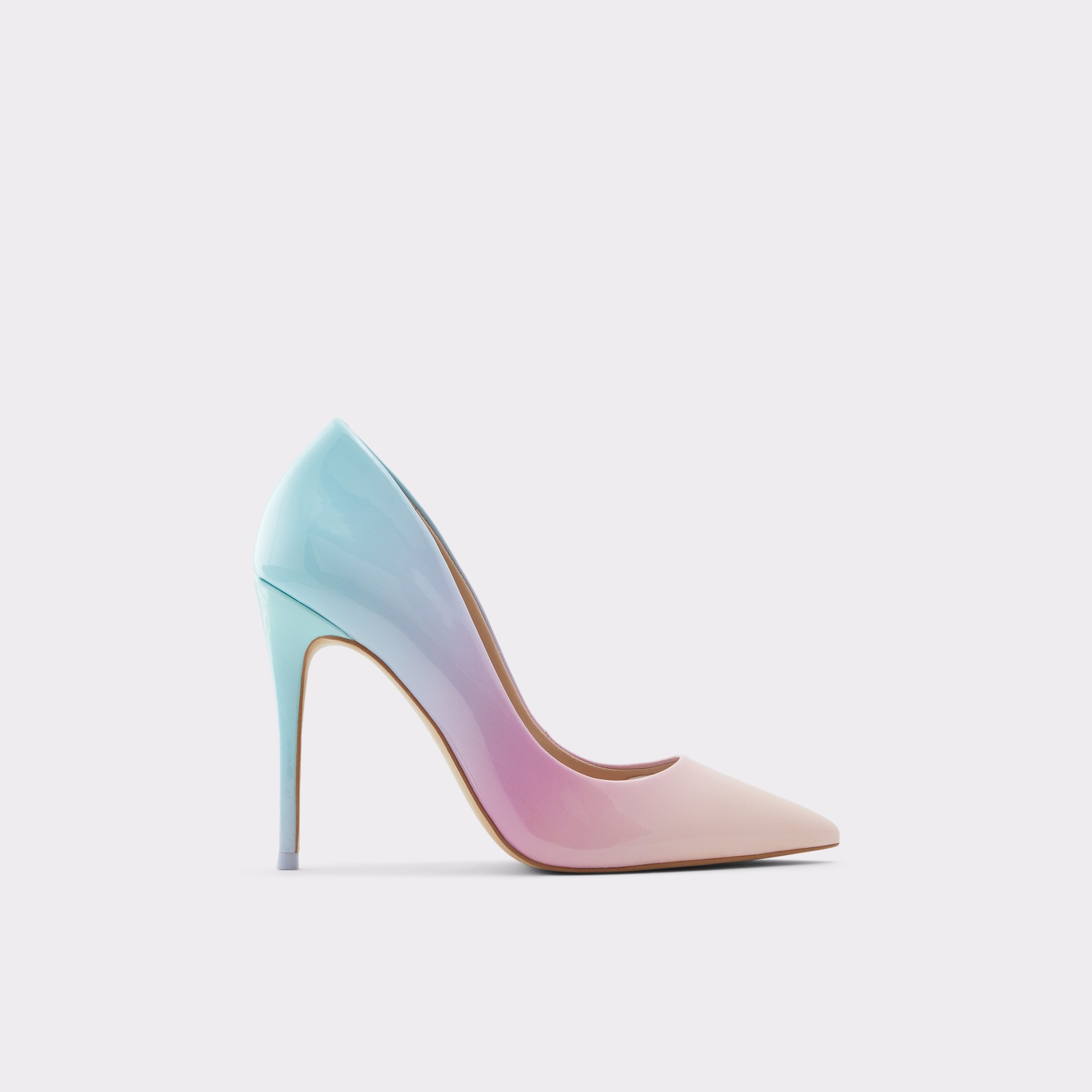 Woman shoes in multicolor patent 