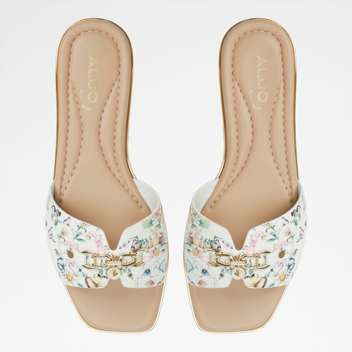 Flat sandals in white - ALAMASSI