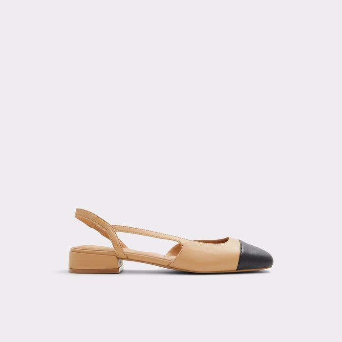 Flat shoes in beige - AMANDINE