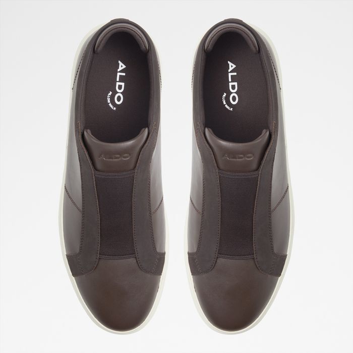Trainers in brown - AROS