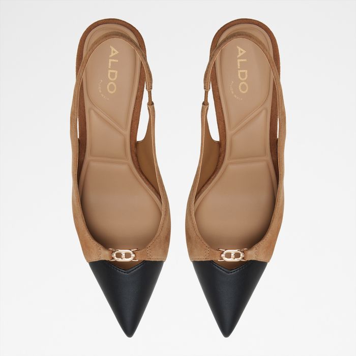 Stiletto heeled shoes in beige leather - AUGUSTAS