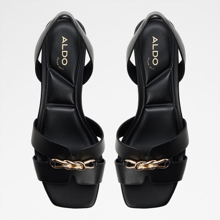 Flat sandals in black - BLAIKE