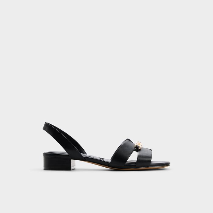 Flat sandals in black - BLAIKE