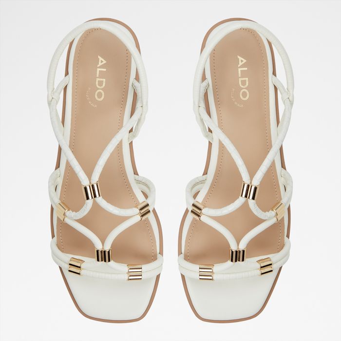 Flat sandals in white - BYCHAN