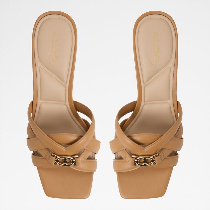 Kitten heeled sandals in cognac - CALYRA