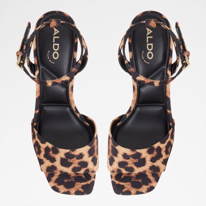 Block heeled with platform sandals in black - CHICGLEAM