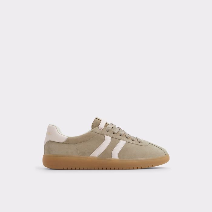 Flat trainers in beige leather - CHICSNEAKER