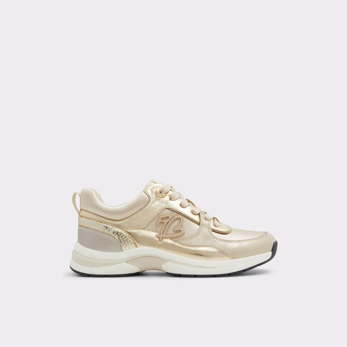 Flat trainers in gold - CLEA