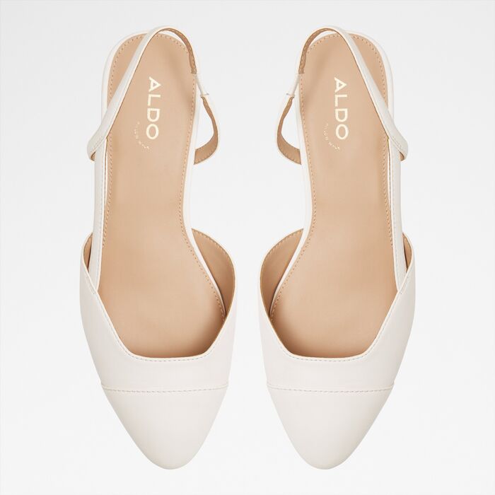 Flat shoes in white - CLEMENTINNE