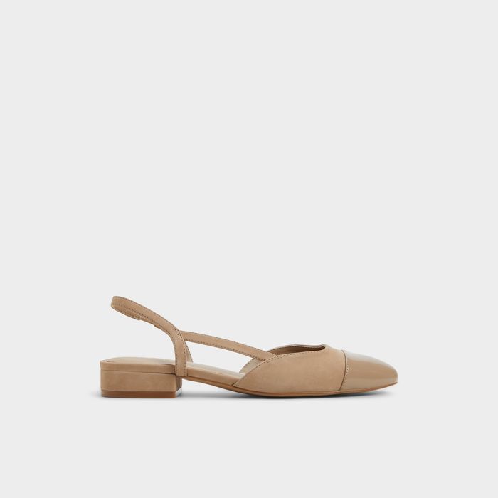 Flat shoes in beige leather - CLEMENTINNE