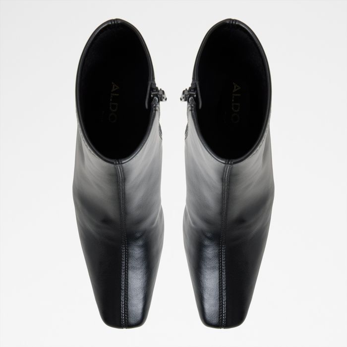 Block heeled ankle boots in black - CYBELE