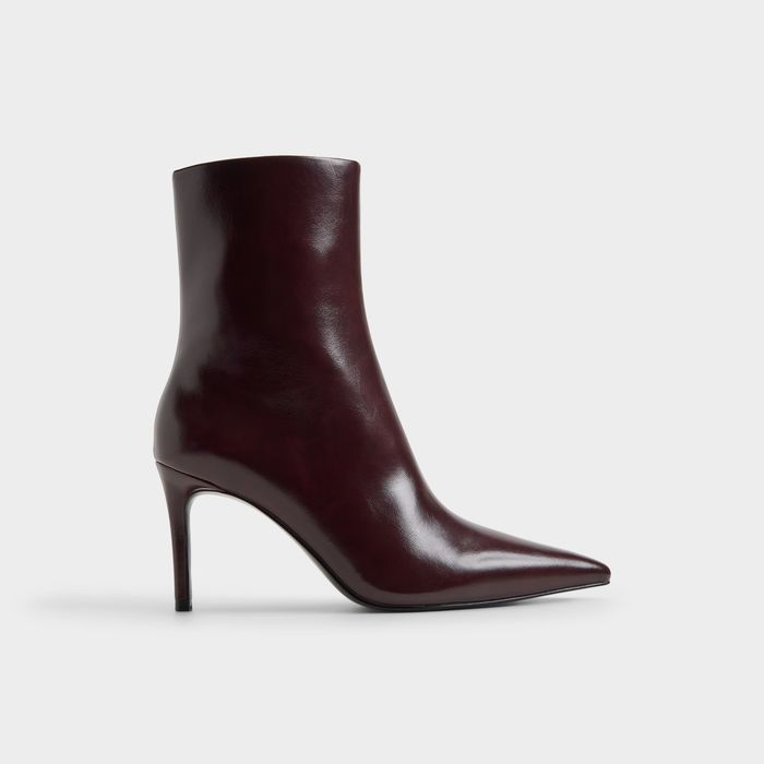 Stiletto heeled ankle boots in bordo - DAHLYAA