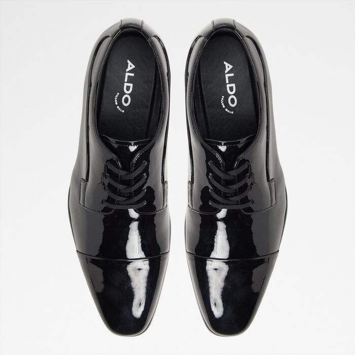 Dress shoes in black patent - DANIELLS