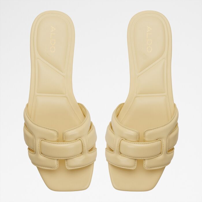 Flat sandals in yellow leather - ELENARIA