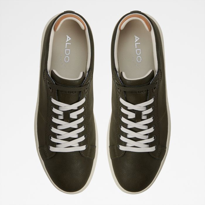 Trainers in green - FINESPEC
