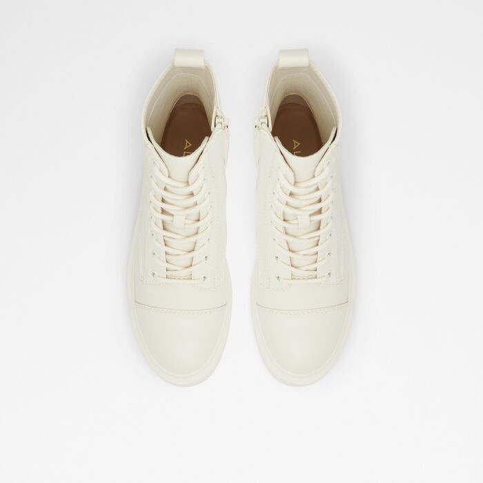 Flat ankle boots in white - GOER