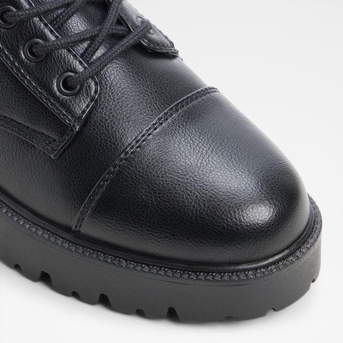 Block heeled ankle boots in black - GOERVYN
