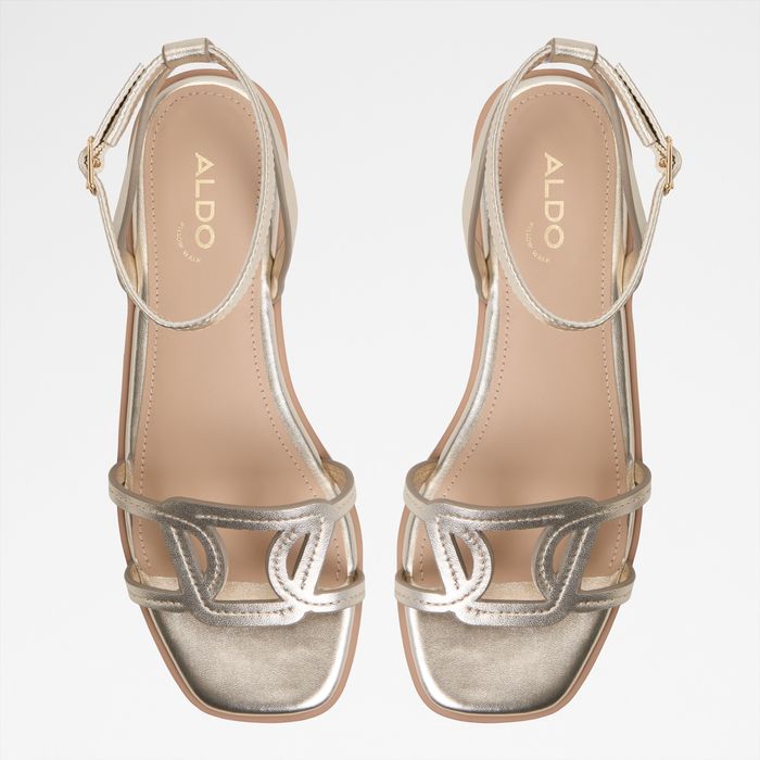 Flat sandals in gold leather - GREENGROVE