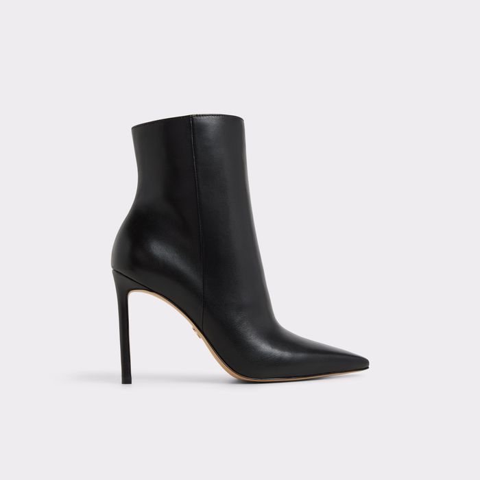 Stiletto heeled ankle boots in black leather - GUAVABERRY