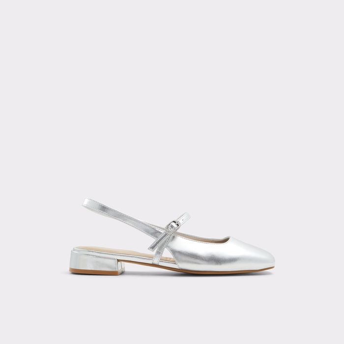 Flat shoes in silver - HUGUETTE