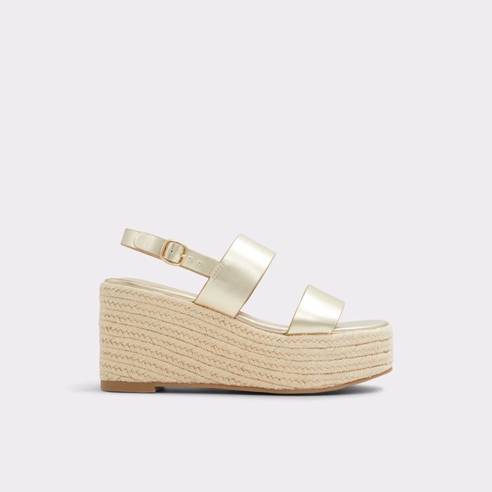 Wedge heeled sandals in gold - KEONI