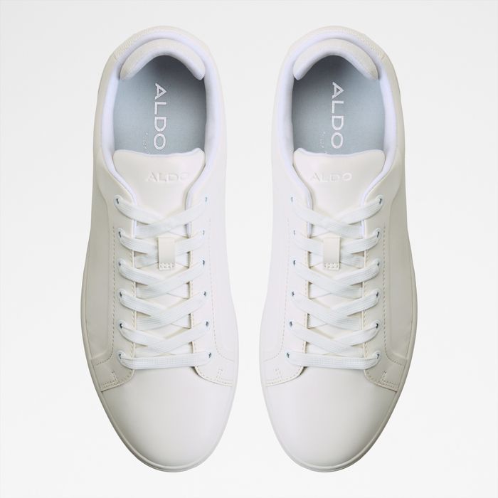 Trainers in white - KOSMO
