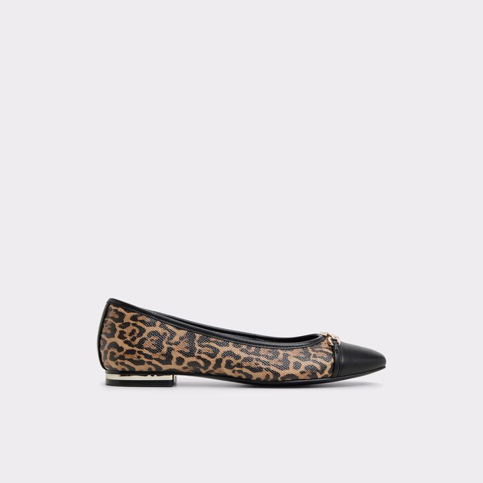 Flat ballerinas in black - KRISHELLE