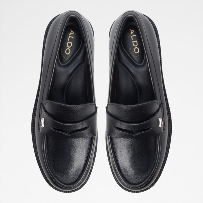 Flat loafers in black leather - LINDIE