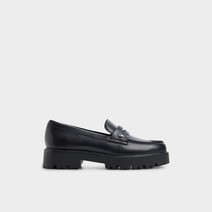 Flat loafers in black leather - LINDIE