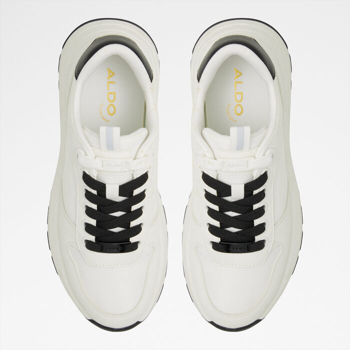 Flat trainers in white - LISETTE