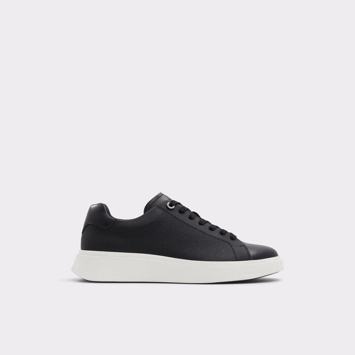 Trainers in black - MAGNUS