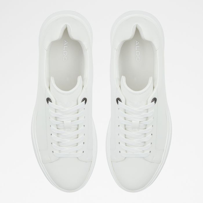 Trainers in white - MAGNUS