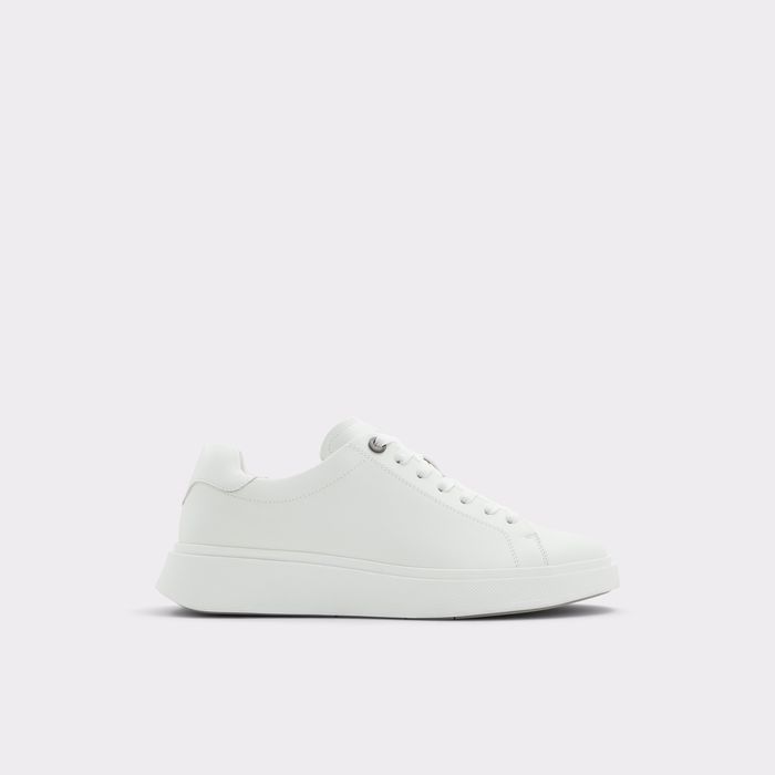 Trainers in white - MAGNUS