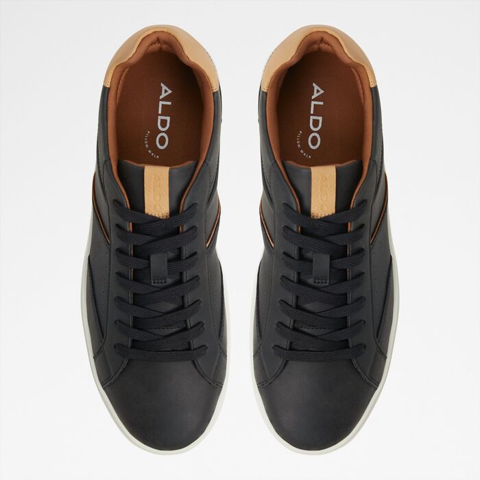 Trainers in black - MATCHPOINT