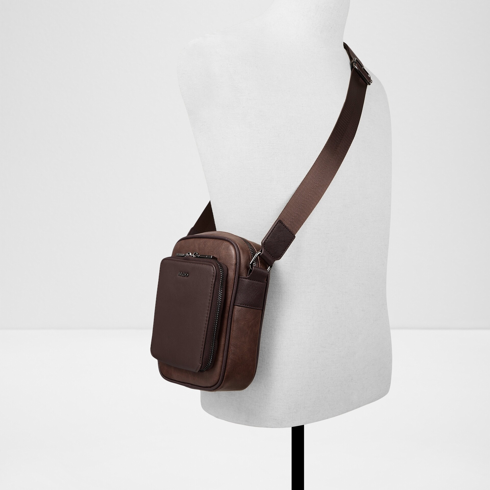 Man crossbody bag in brown - MAXIMILIAN228002029 | ALDO Cyprus