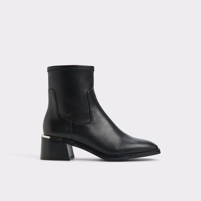 Block heeled ankle boots in black leather - MERAENDAR