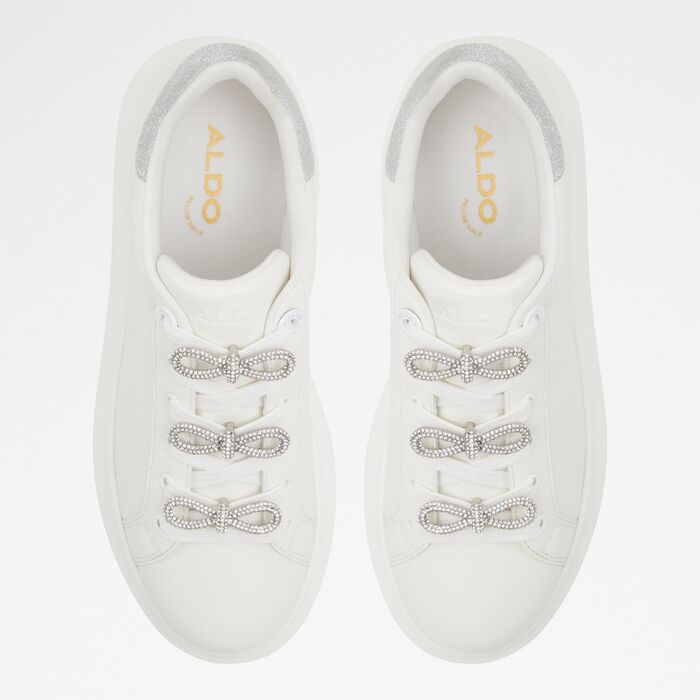 Flat trainers in white - MERRICK