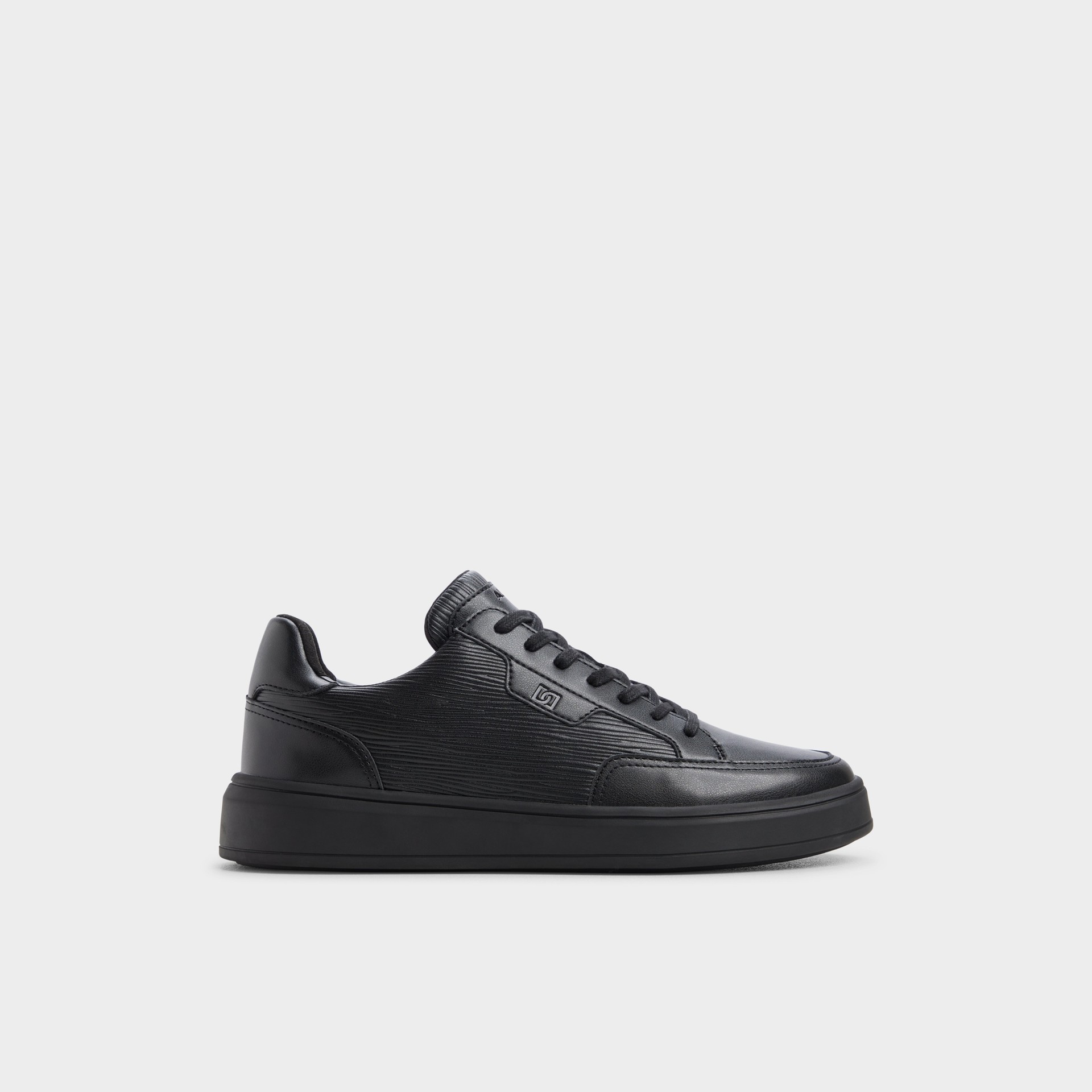 Aldo Trainers in black - MIKO