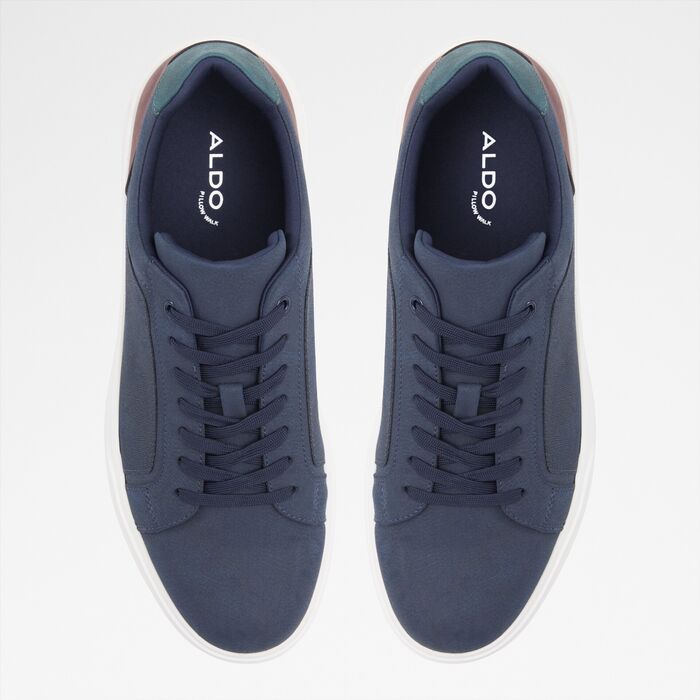 Trainers in navy - OGSPEC