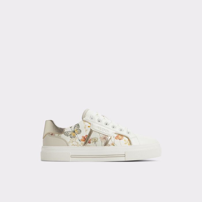Flat trainers in white - ONIRASEEN