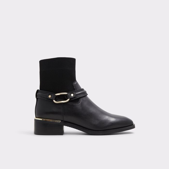 Flat ankle boots in black leather - ONITRAM