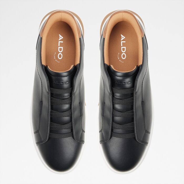 Trainers in black - PEARCE