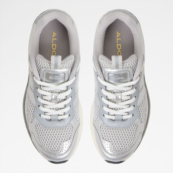 Flat trainers in silver - PILLOWSNKR-L