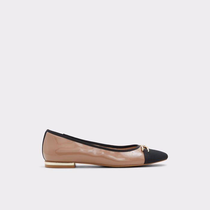 Flat ballerinas in beige patent - PRERI