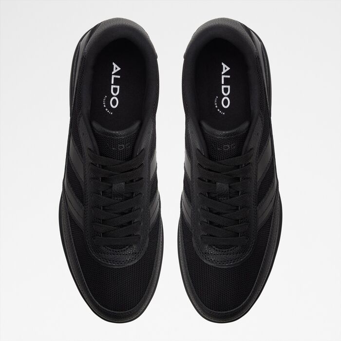 Trainers in black - REGGIE
