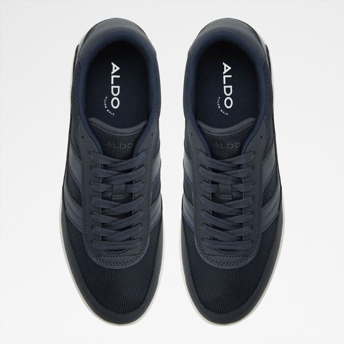 Trainers in navy - REGGIE