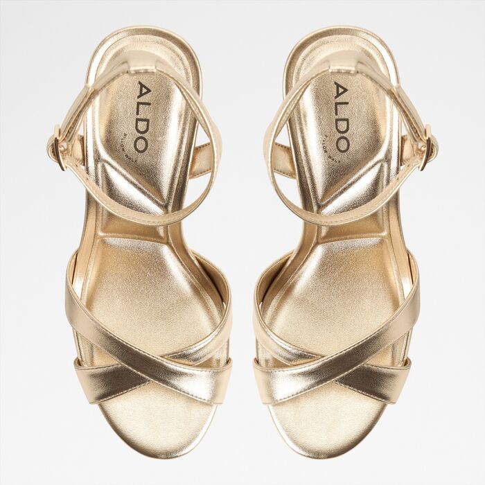 Block heeled sandals in gold - ROSINE