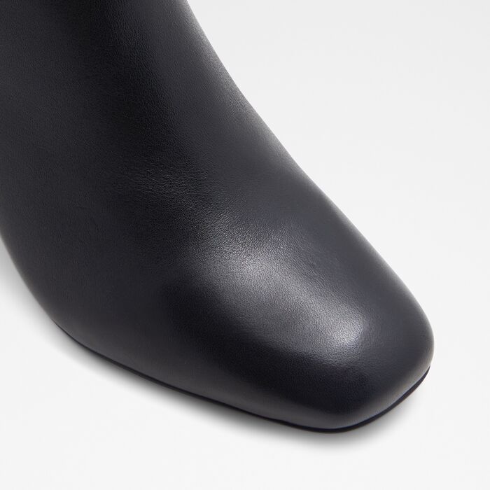 Block heeled boots in black leather - SATORI
