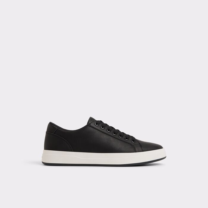 Trainers in black - SCOTTIEE
