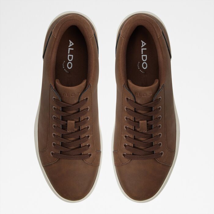 Trainers in brown - SCOTTIEE